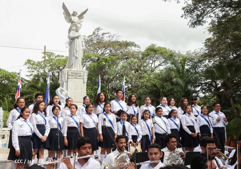 HOMENAJE